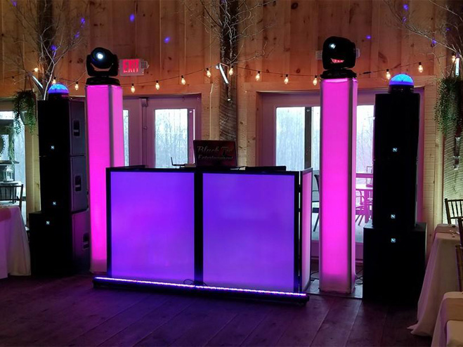 Black Tie Entertainment at the Barn on Enchanted Acres of Dennison Ohio Black Tie Entertainment at the Barn on Enchanted Acres
